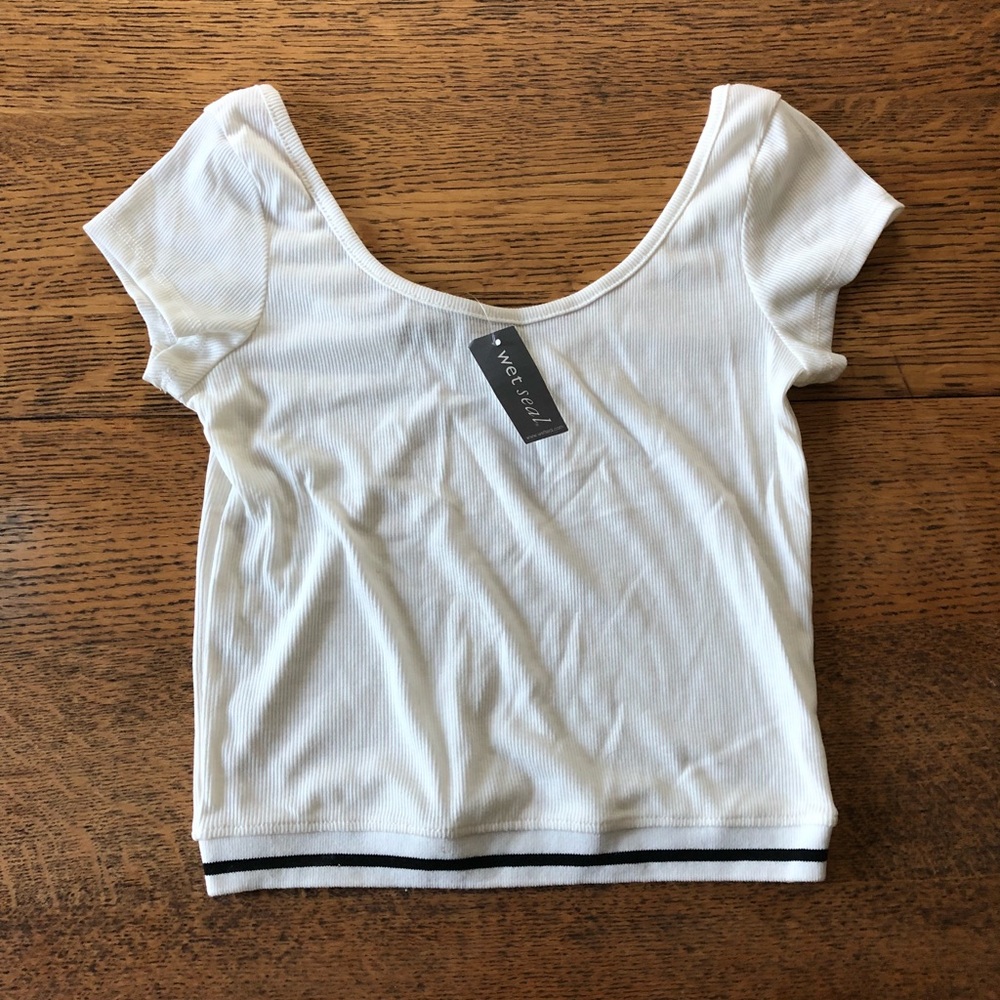 WetSeal | New Crop Top